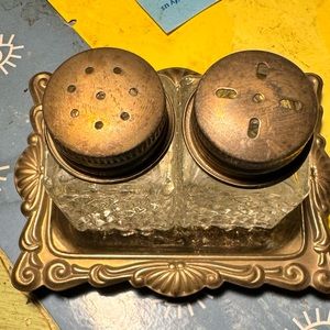 Vintage miniature salt and pepper shakers with silver plated diamond patter